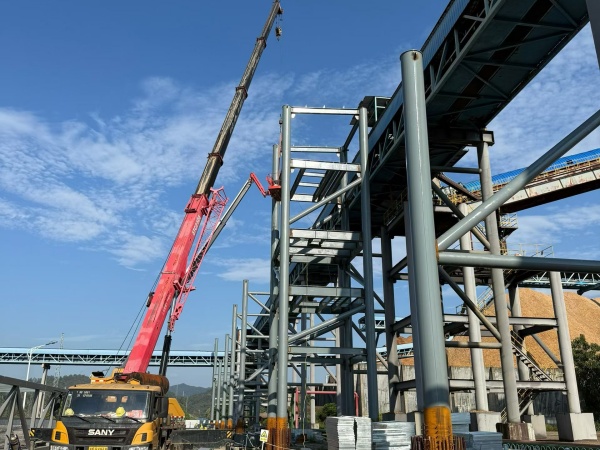 鋼結(jié)構(gòu)廠房 鋼結(jié)構(gòu)廠房